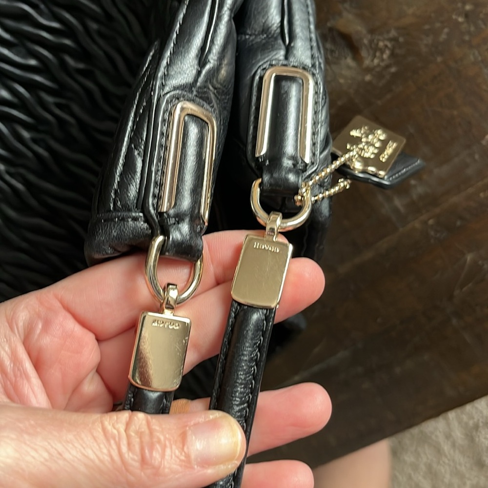 Coach Madison Gathered Twist Phoebe Bag - Picture 4 of 9